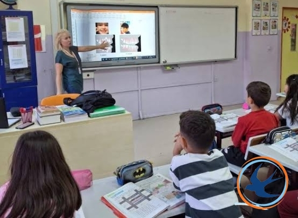 Ağız ve Diş Sağlığı Sadece Gülüşünüzü Değil Kalbinizi de Koruyor!